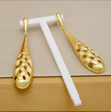 Load image into Gallery viewer, Fashion Russian 3pcs Jewelry set Luxury Shiny Brazilian Gold Bracelet Earrings Ring Ladies Gift