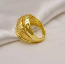 Load image into Gallery viewer, Special Design Luxury Shiny Brazilian Gold 24k Bracelet Earrings Ring For women Jewellery Set For Party Wedding Bride Gift