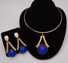 Load image into Gallery viewer, Fashion Nigerian Woman Wedding African Beads Jewelry Set Gold Color Fashion Dubai Gold Color Bridal Gift