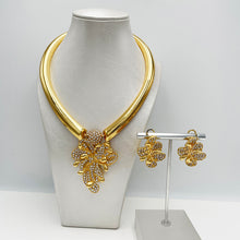 Load image into Gallery viewer, Dubai Women Necklace Earrings Set African Fashion Jewelry Nigeria Gold Plated Bride Jewelry Wedding Party Gifts