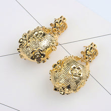 Load image into Gallery viewer, Trend Jewelry Sets Fashion 18k Gold Plated Hoop Earrings Pendent Necklace For Women Party Wedding African Dubai Accessory Gifts