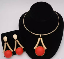 Load image into Gallery viewer, Fashion Nigerian Woman Wedding African Beads Jewelry Set Gold Color Fashion Dubai Gold Color Bridal Gift
