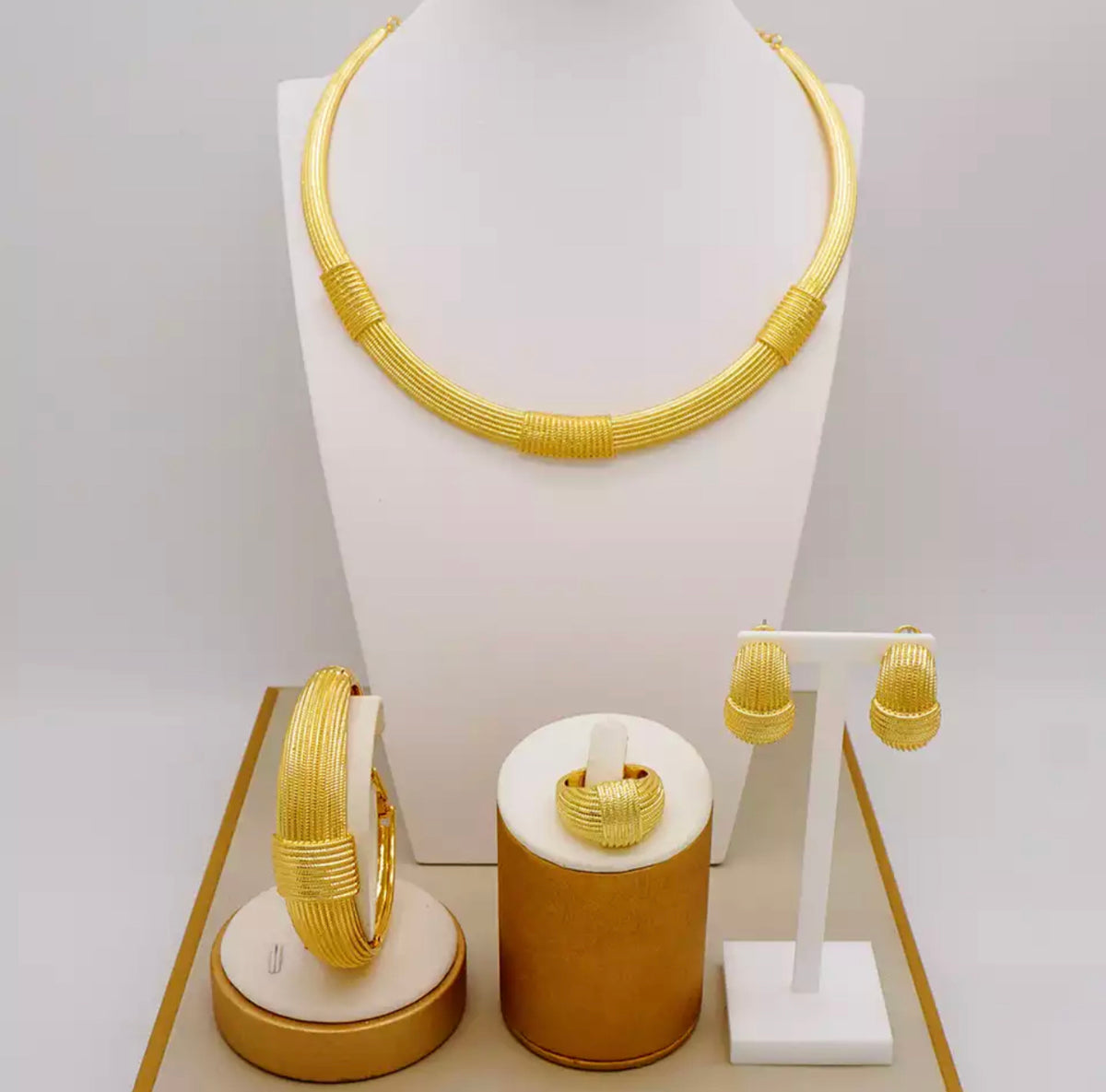 2022 Luxury 24k Dubai Gold Plated Jewelry Sets Unique Jewelry Set For Women India Party Wedding Necklace Bracelet Earring set