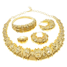 Load image into Gallery viewer, Latest Fashion Dubai Gold Necklace Jewelry Set High Quality Ladies Wedding Party Jewelry Set H0043
