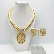 Load image into Gallery viewer, Dubai Women Necklace Earrings Set African Fashion Jewelry Nigeria Gold Plated Bride Jewelry Wedding Party Gifts
