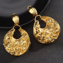 Load image into Gallery viewer, Africa Ear Jewelry for Women Fashion Dubai Wedding Earrings Pendant for Bridal Design Gold Plated Nigerian Accessories
